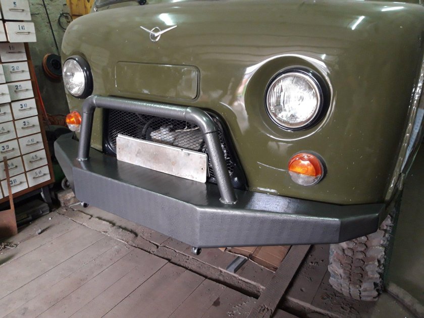 Силовой бампер УАЗ 452