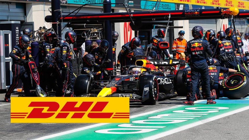 Механики формулы 1 ред Булл