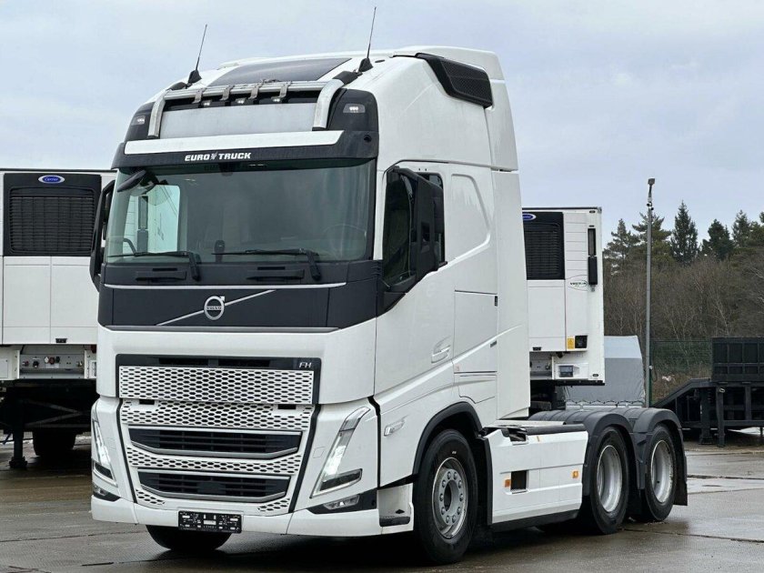 Седельный тягач вольво