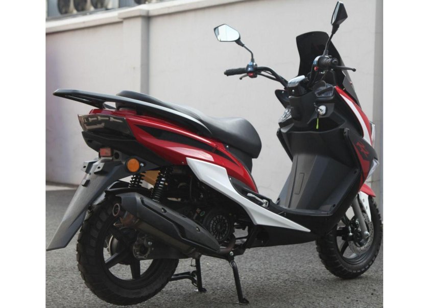 150 кубов скутер