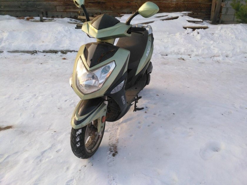 Скутер рейсер 150
