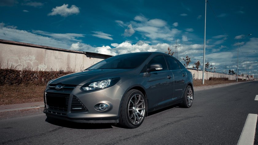 Ford Focus 3 r18