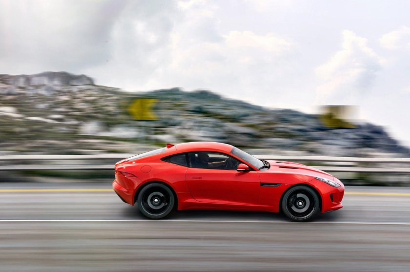 Ягуар ф тайп 2015