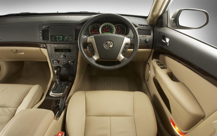 Chevrolet Epica 2011 салон