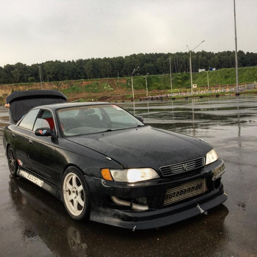 Toyota chaser jzx 100