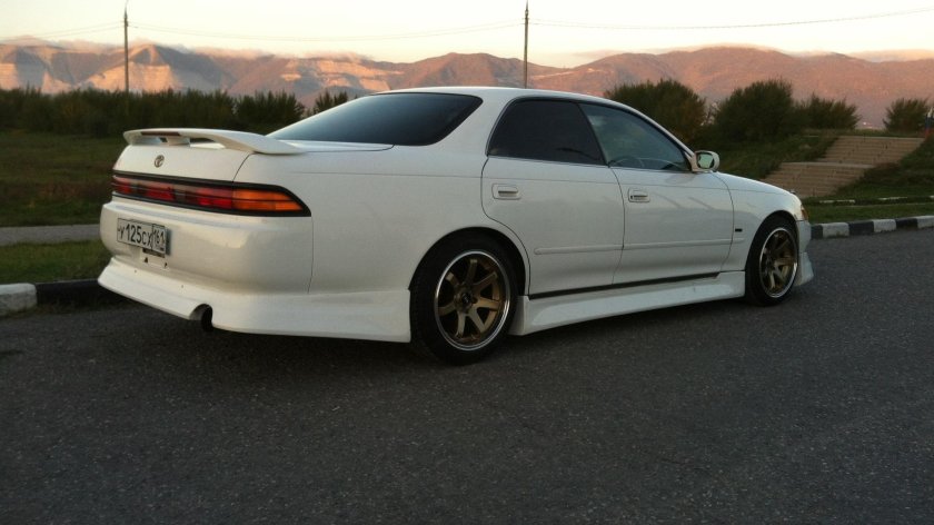 Toyota Mark 2 Самурай