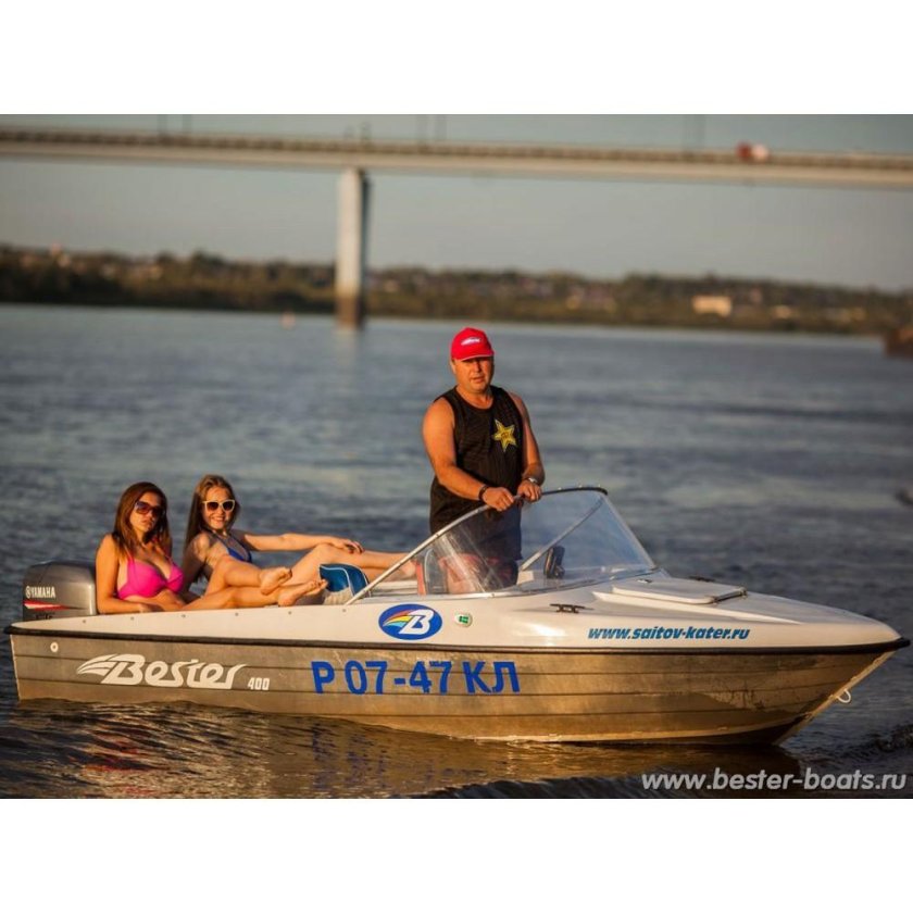 Моторная лодка Бестер 400а