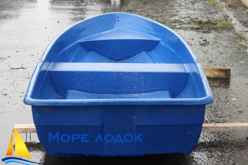 Лодка стеклопластиковая омуль