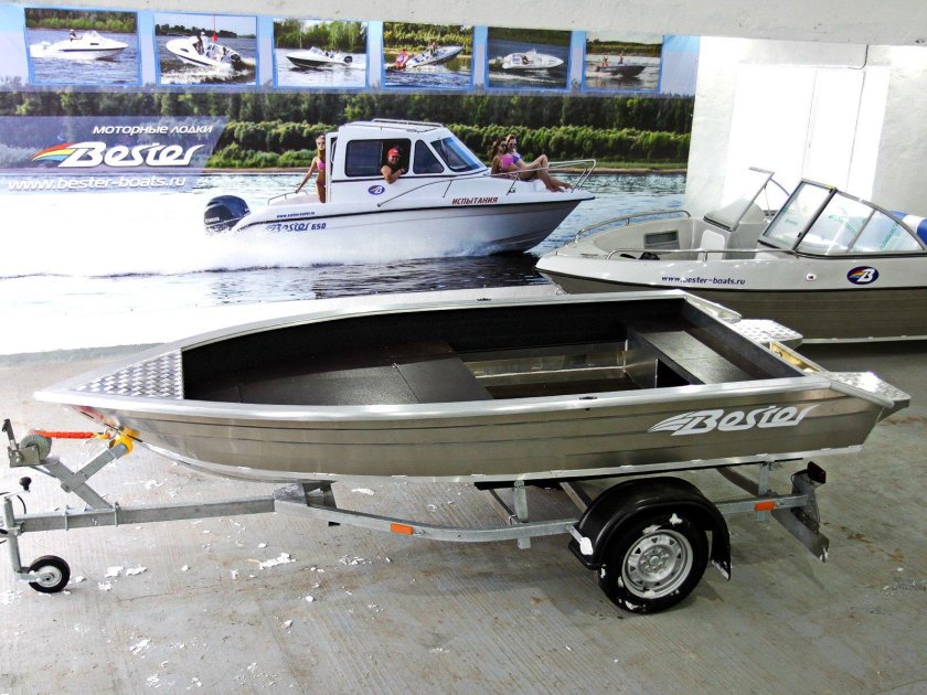 Лодка Бестер 390 Фиш