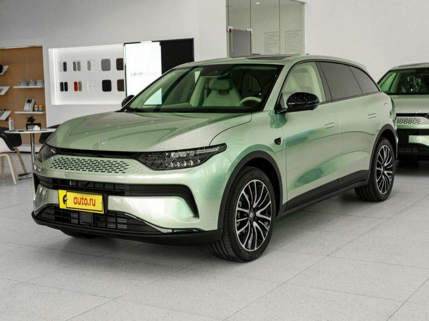 Электрический внедорожник