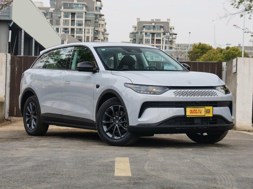 Leapmotor c11narxi 2024