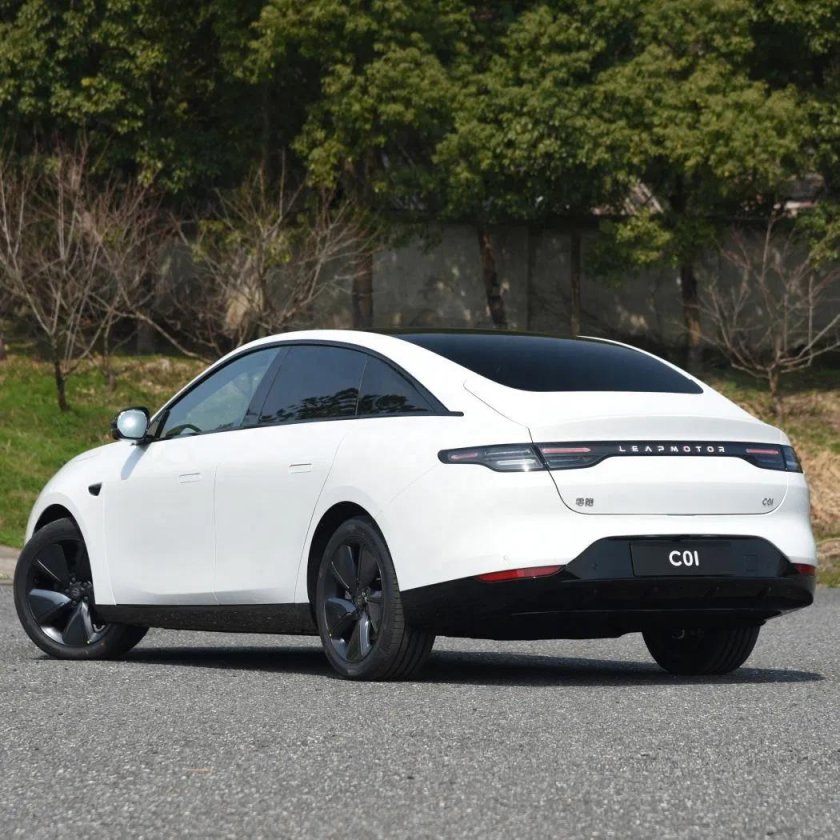 Китайская электромобиль