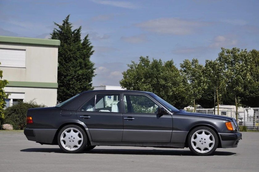 Mercedes Benz w124 e220