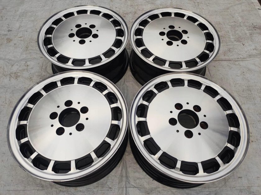 W124 на оригинальных колёсах