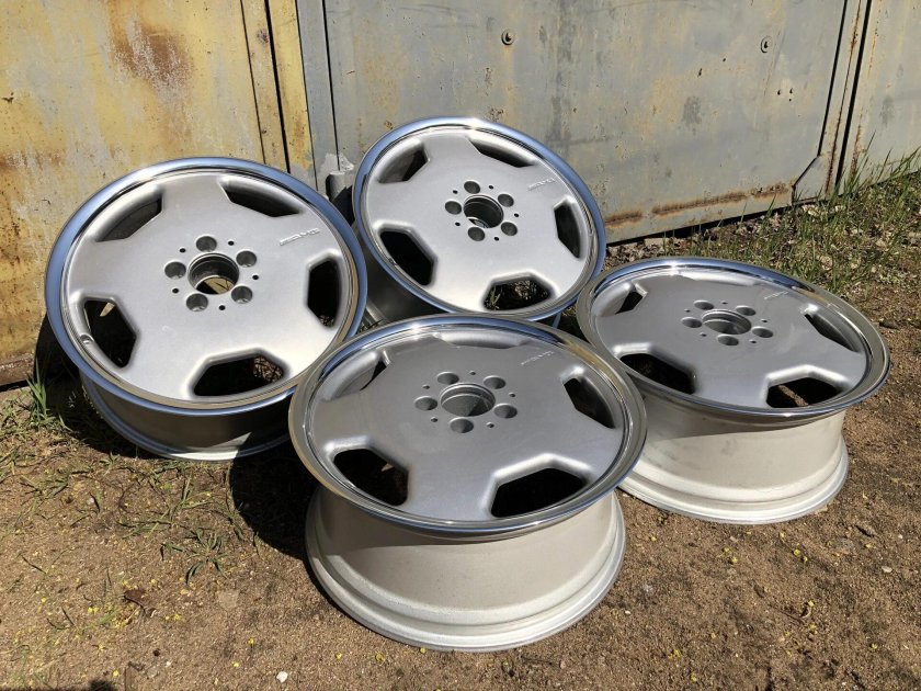 Оригинальные диски на Мерседес 124