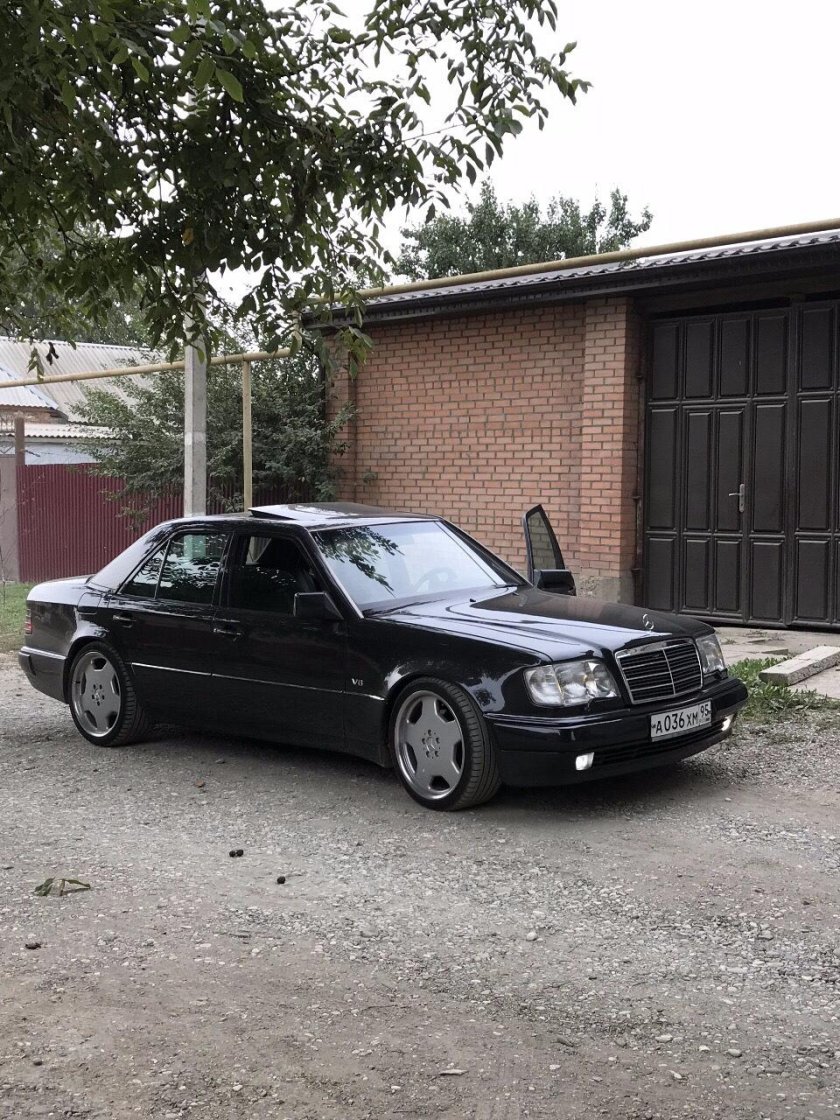 Мерседес е124