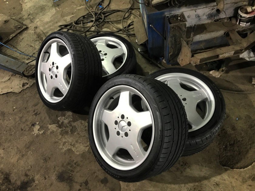 Мерседес 124 на дисках АМГ