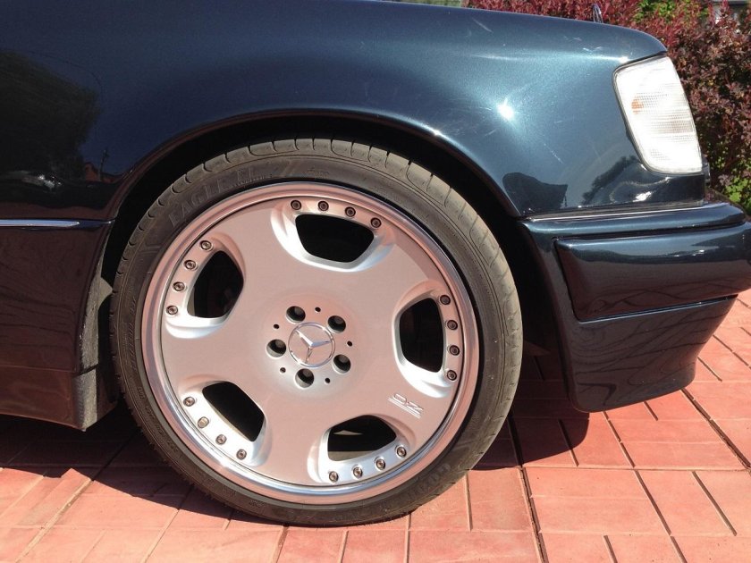 Мерседес 124 на дисках амг