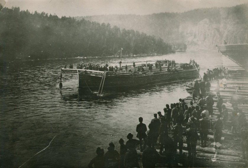 Речная Барка на Волге Чусовой 19 век