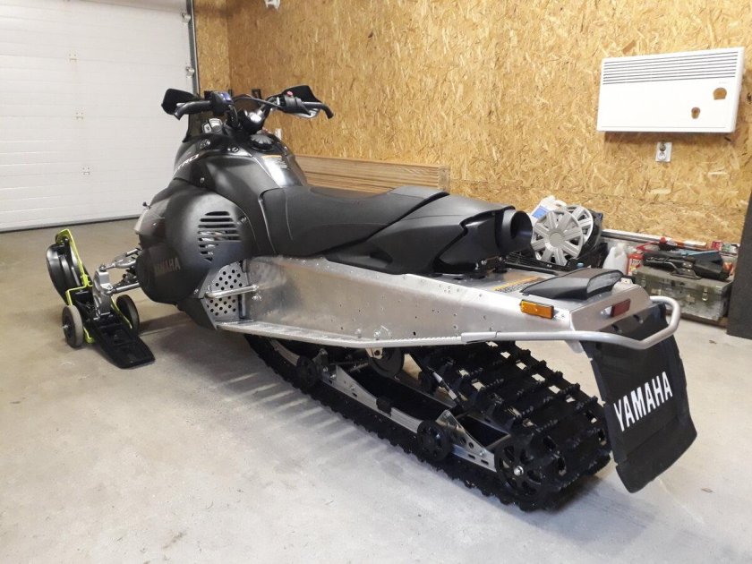 Снегоход yamaha