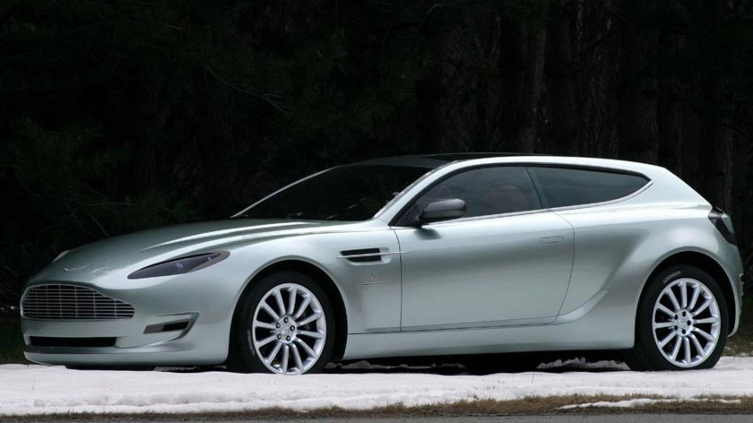 Астон Мартин 2004