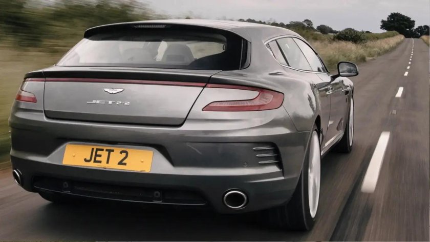 Aston martin jet 2+2