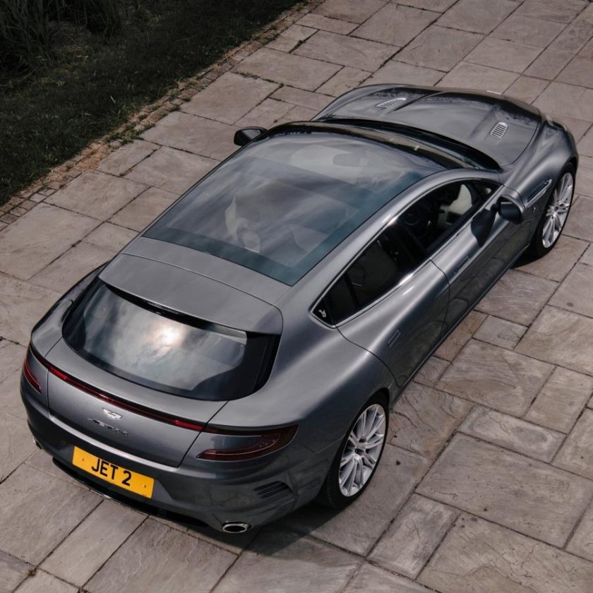 Aston martin bertone jet 2