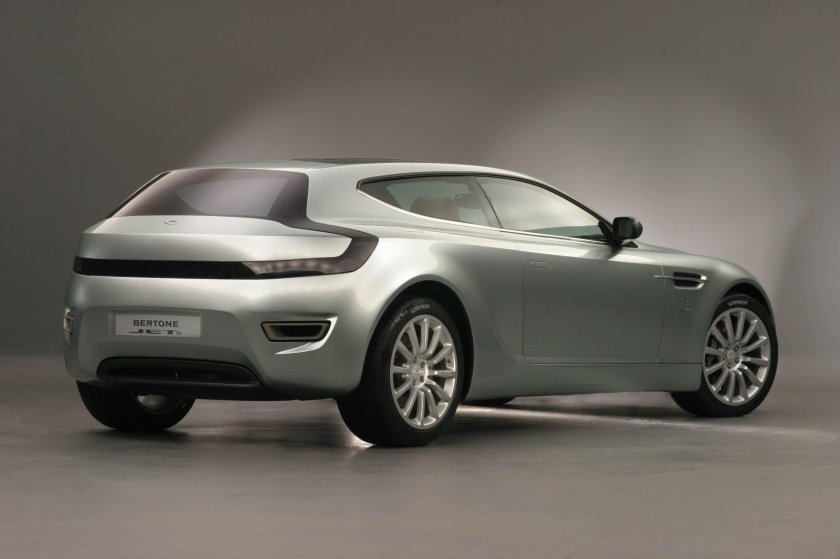 Aston Martin rapide Bertone Jet 2+2