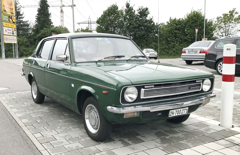 Morris Marina