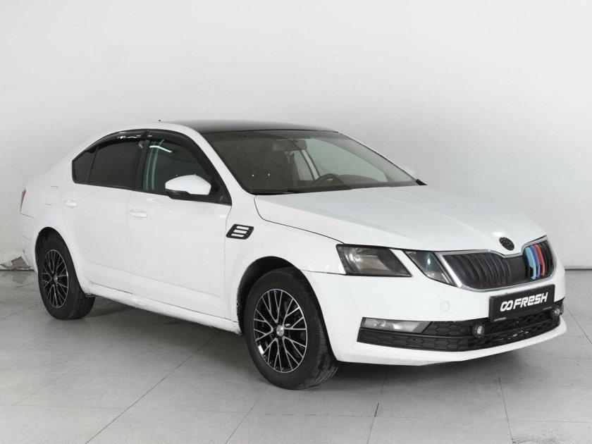 Белая шкода октавия