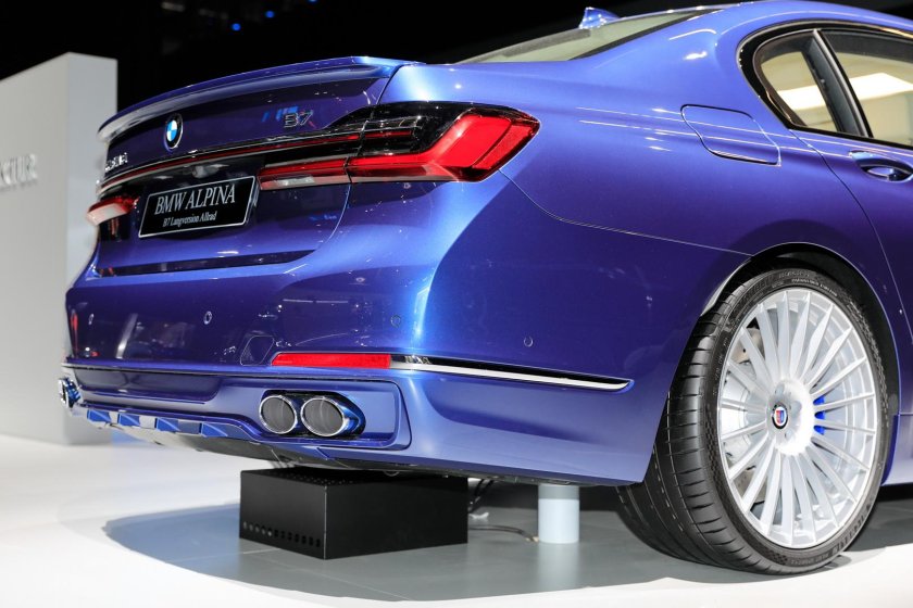 BMW Alpina b7 2021