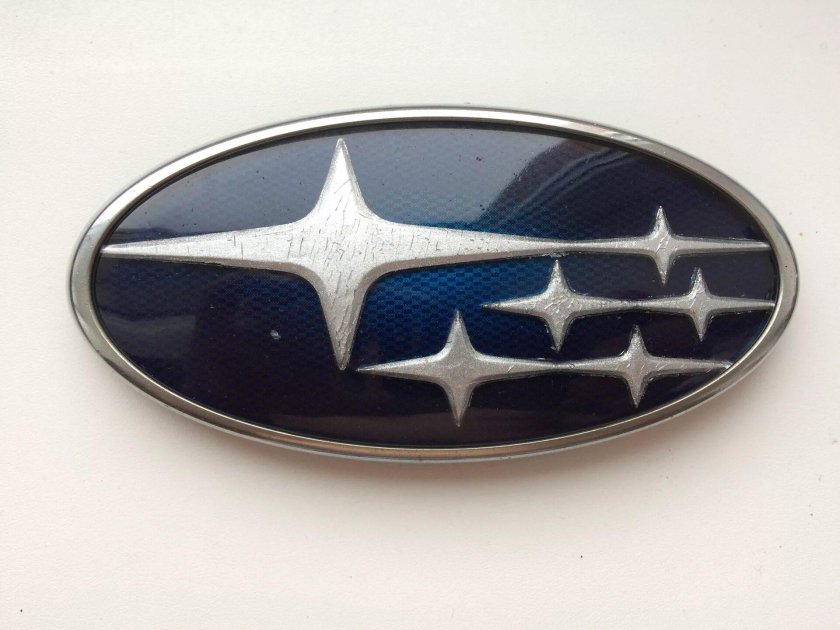 Субару Форестер знак