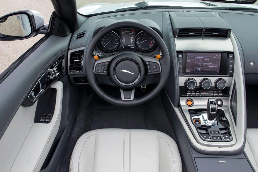 Jaguar f Type Interior