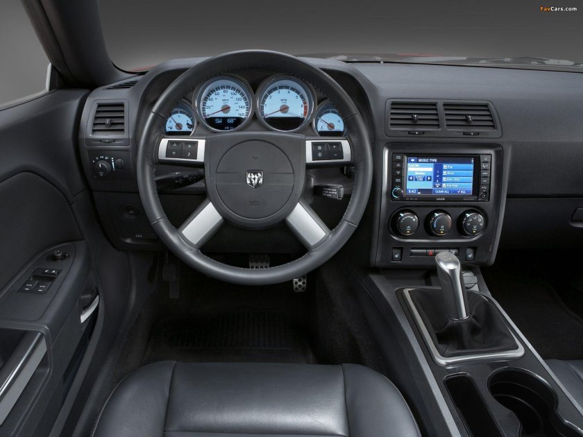 Dodge Challenger 2008 Interior
