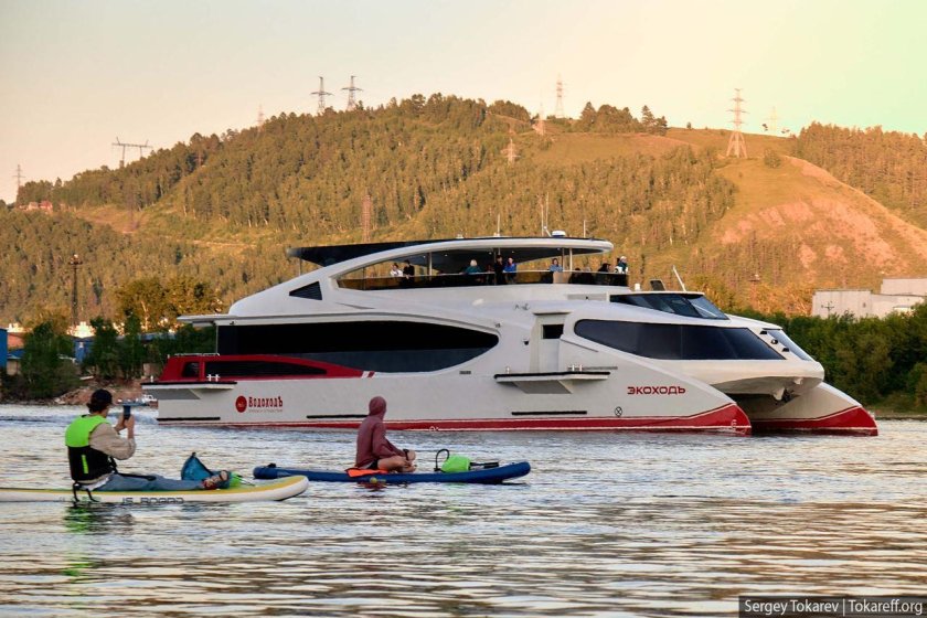 Катамаран экоходъ 2