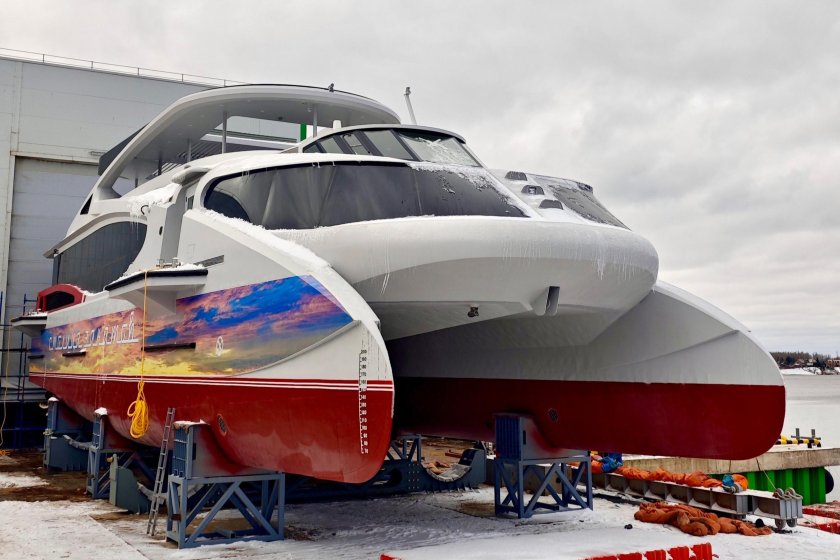 Электрический катамаран