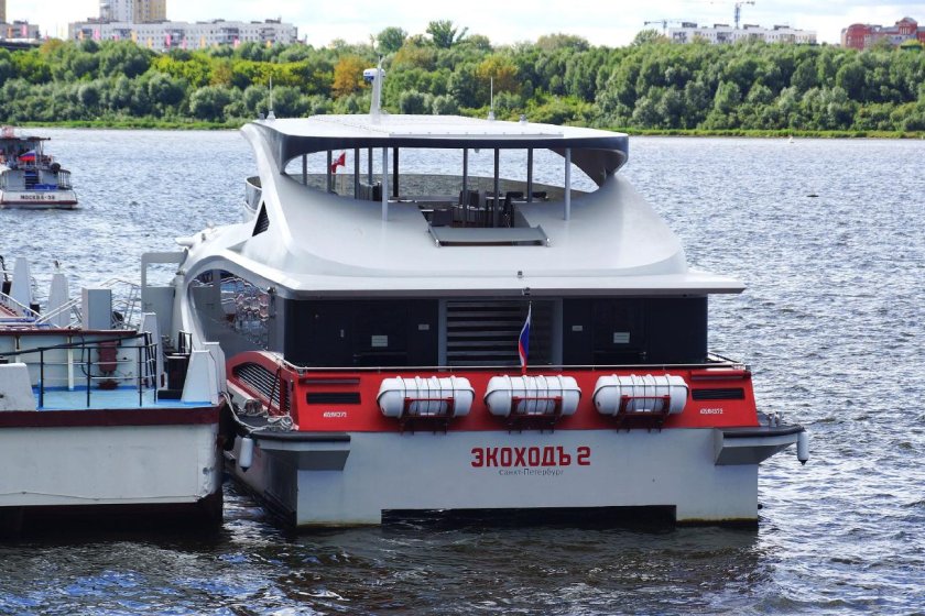 Катамаран экоходъ 2