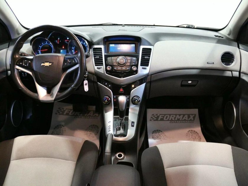 Шевроле Круз 2012 1.6