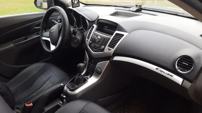 Chevrolet Cruze Interior Tuning
