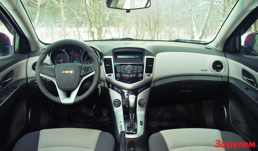 Chevrolet Cruze 2009 салон