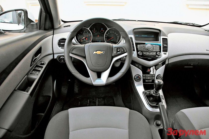 Chevrolet Cruze 2012 салон