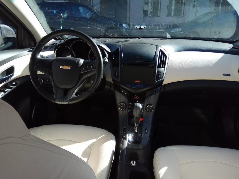 Chevrolet Cruze 2012 черный салон