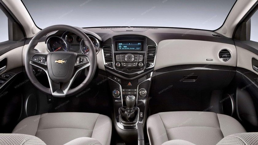 Chevrolet Cruze 2010 салон