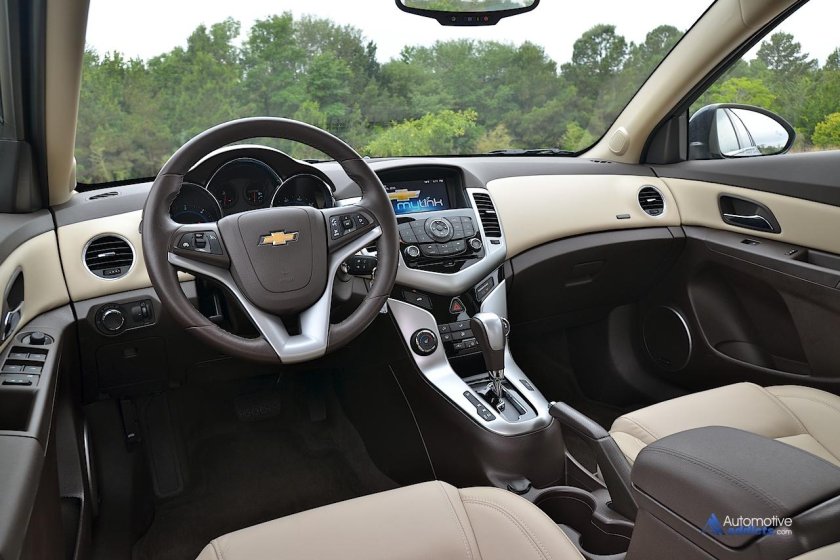 Chevrolet cruze 2015 салон