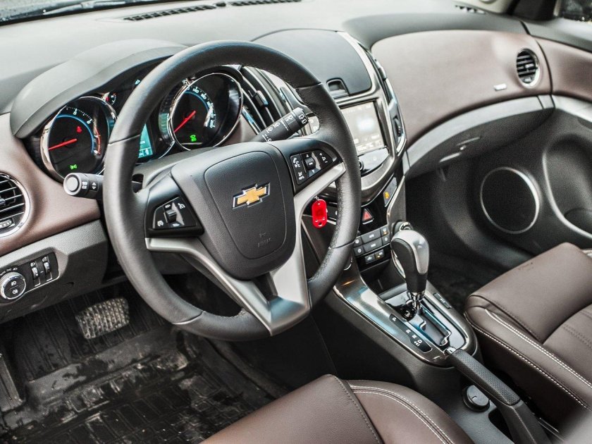 Chevrolet Cruze 2015 салон