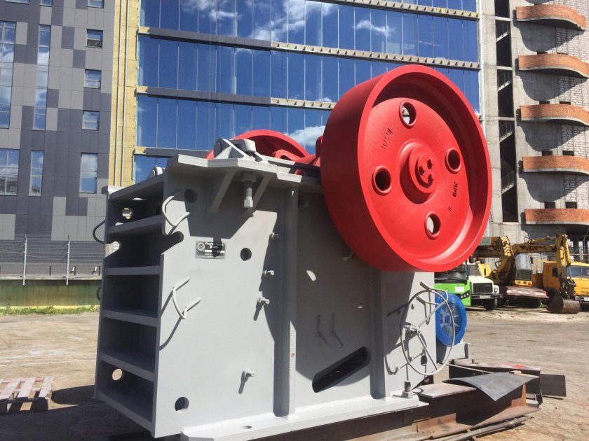 Щёковая дробилка