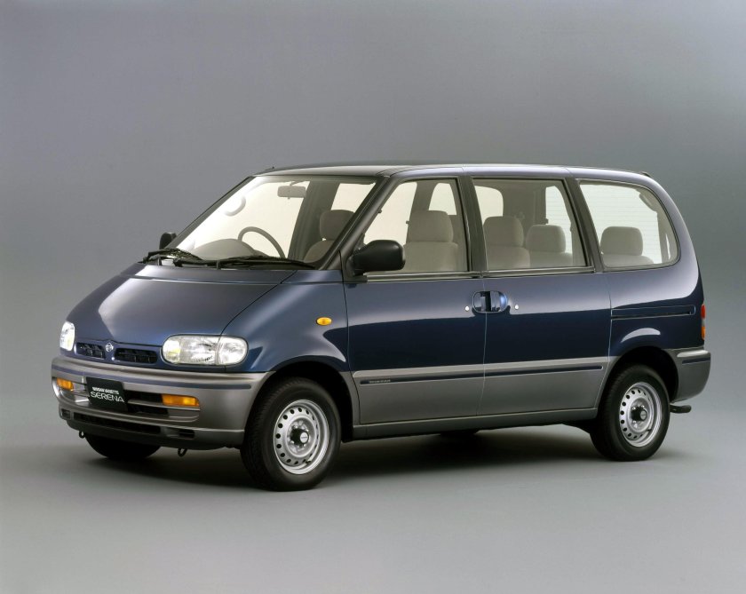 Nissan Serena c23