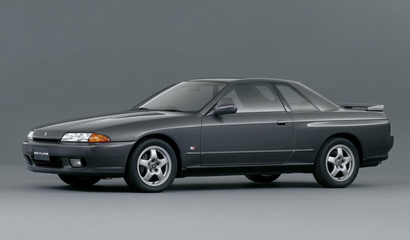 Nissan Skyline r32