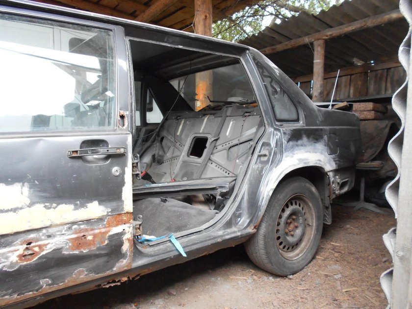 Лонжерон Volvo 960