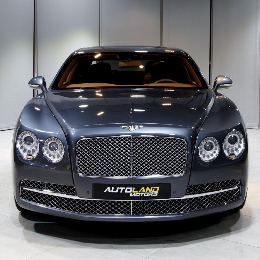 Bentley flying spur 2015